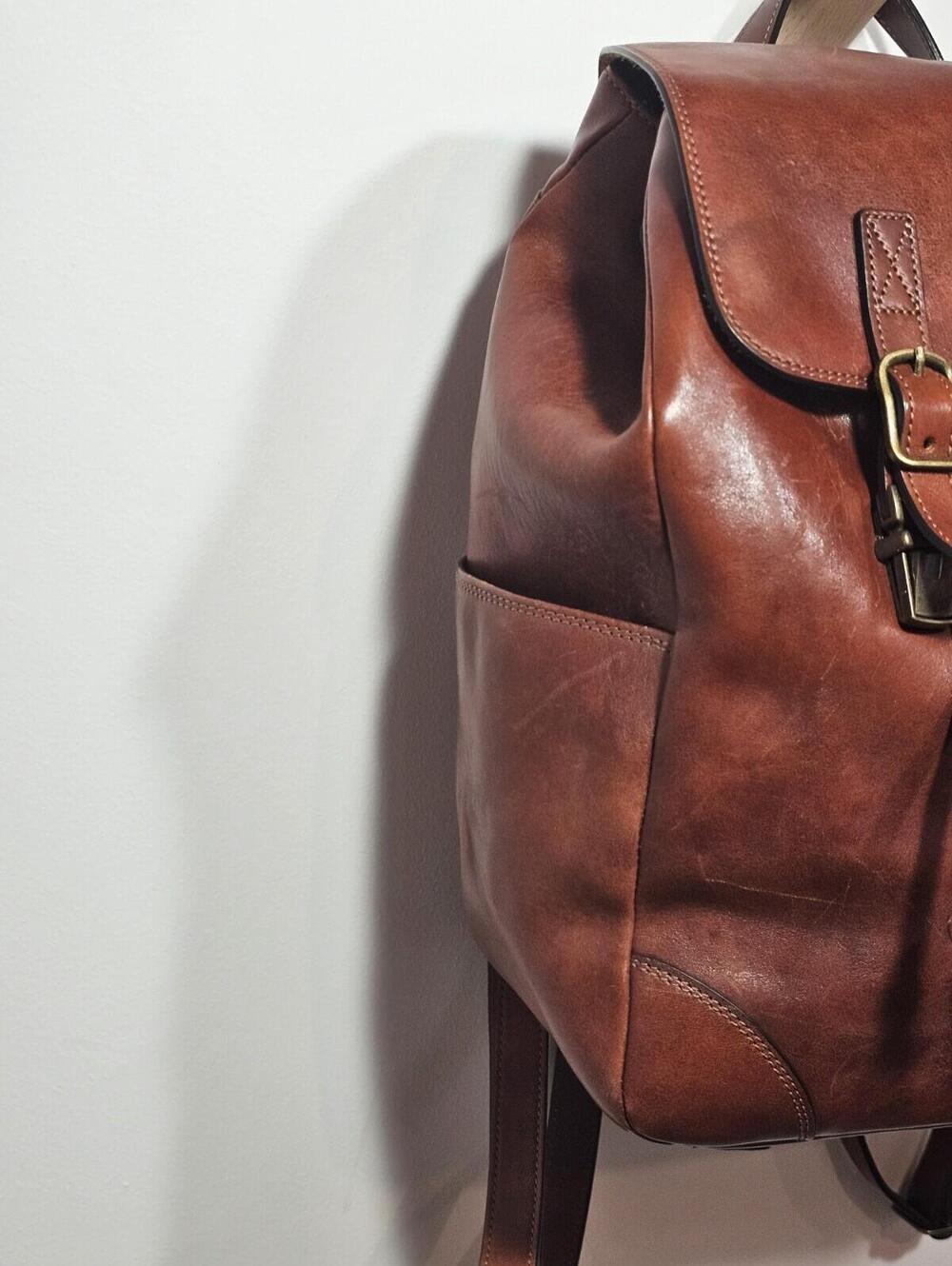 Bosca Dolce Premium Italian Brown Leather Cinch & Buckle Backpack - Picture 4 of 15